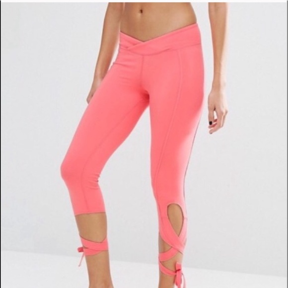Free People Movement Turnout wrap tie Pink Leggings - Picture 1 of 8